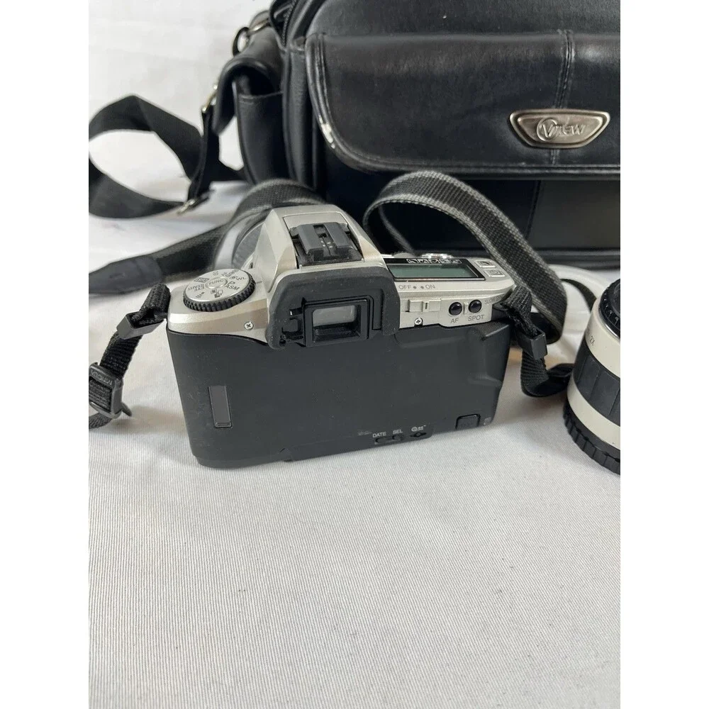 Minolta Maxxum 5 35mm Film SLR Camera Bundle w/ Tamron Tele-Converter & Bag